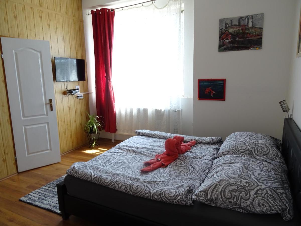 Guesthouse Ilona Velky Kamenec Exterior foto