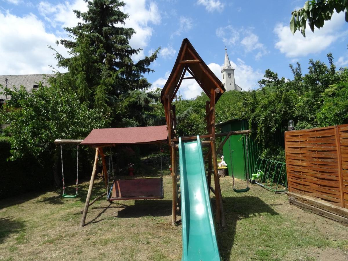 Guesthouse Ilona Velky Kamenec Exterior foto