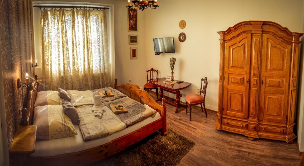 Guesthouse Ilona Velky Kamenec Exterior foto